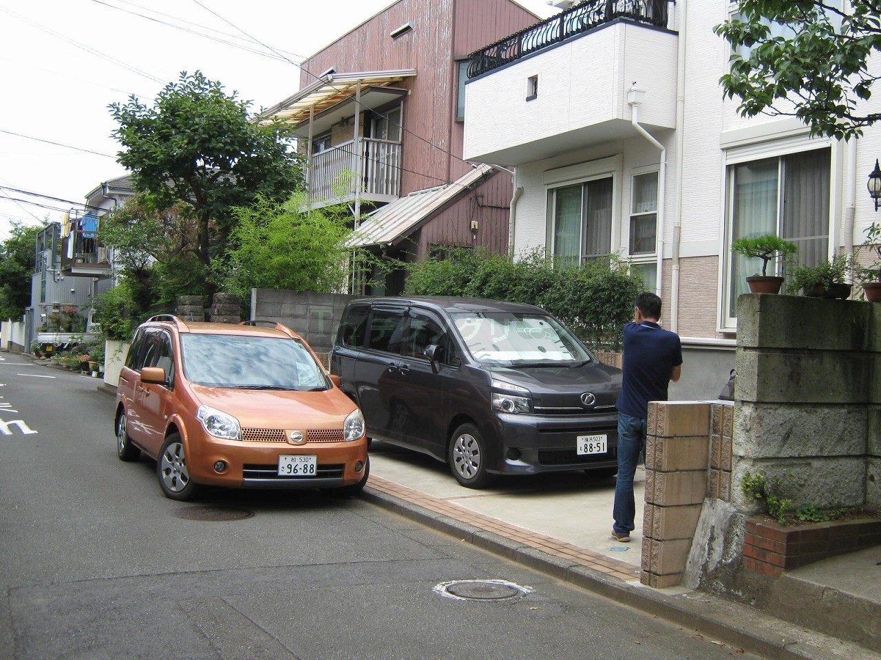 ウッドデッキのテクノグリーン スタッフブログ Blog Archive 縦列駐車場上のウッドデッキは鉄骨構造で 横浜市 調査編